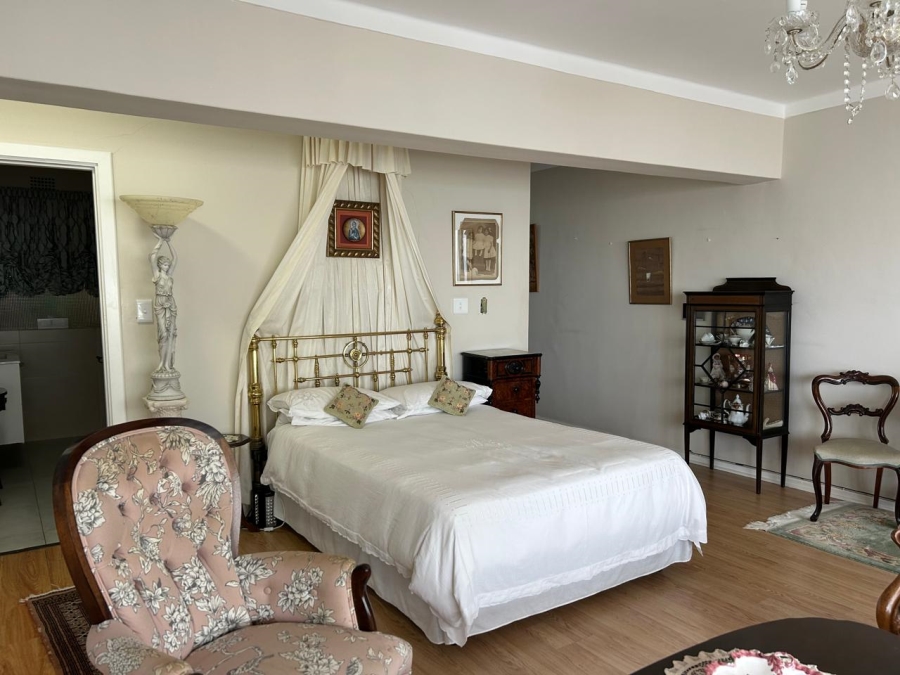 1 Bedroom Property for Sale in Mouille Point Western Cape